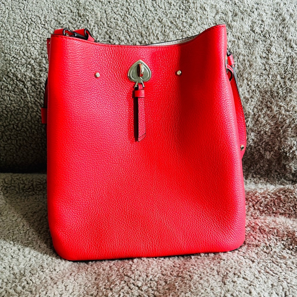 Kate Spade New York Marti Large Bucket Bag